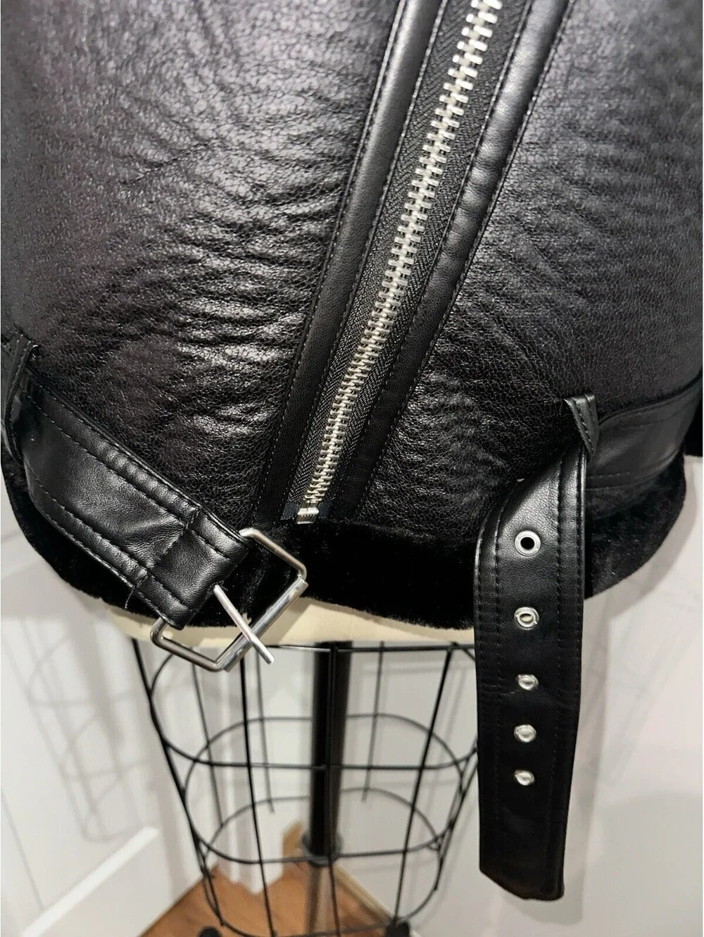 H&M Women's Black Faux Fur Motorcycle Jacket 8 NWT